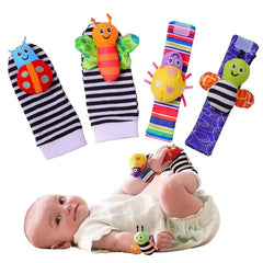 Animal Meias Correia de Pulso e Chocalho Brinquedos, 0-12 Meses Chocalhos, Meias Pé Bebê, Novos Brinquedos Bug, 4pcs