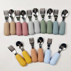 Conjunto de utensílios de mesa para bebês, utensílio de aço inoxidável para crianças pequenas, talheres de desenho animado, colher de alimentação infantil, garfo